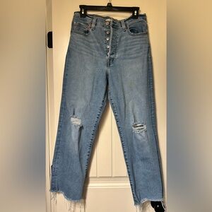 Levi ribcage straight ankle button fly jeans sz 29